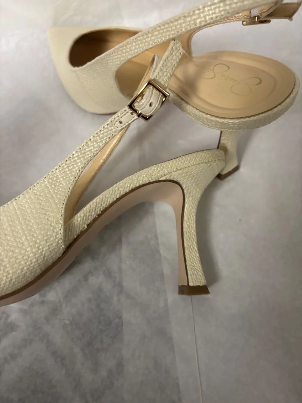 Jessica Simpson Pump- Cream color